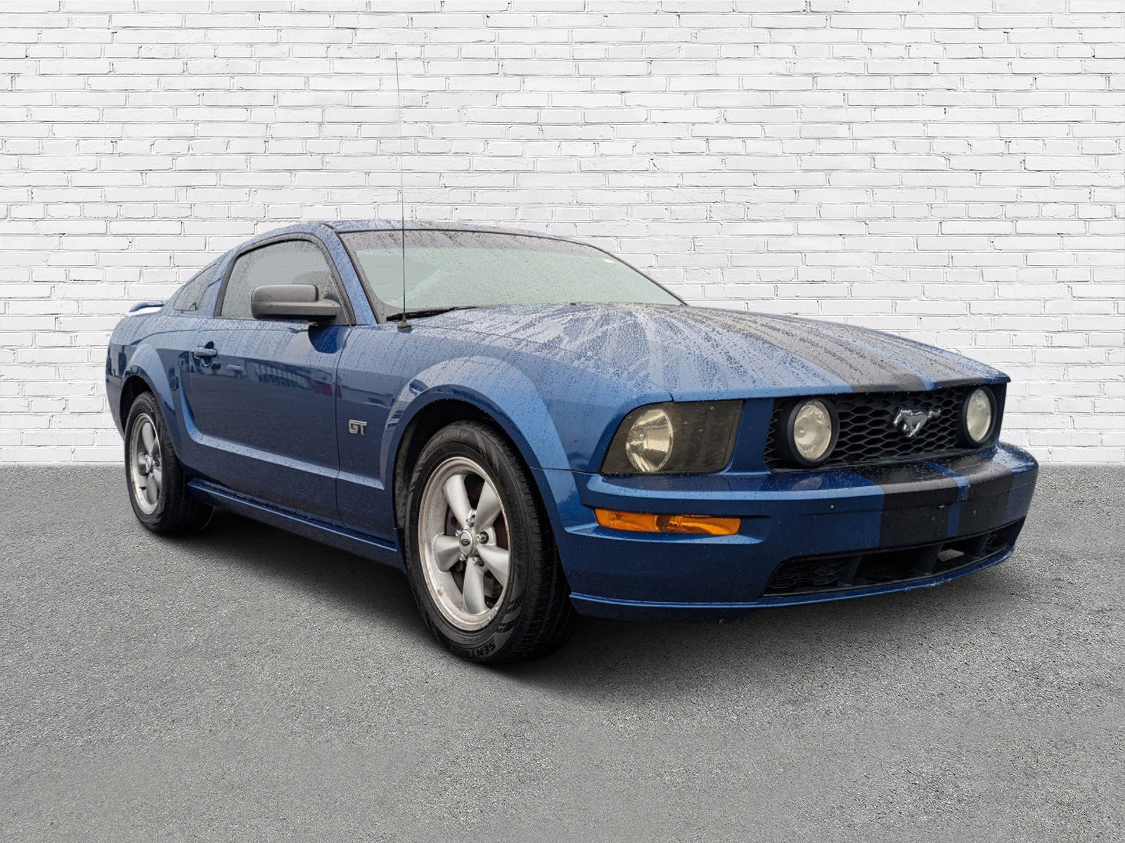 2006 Ford Mustang GT Deluxe's photo