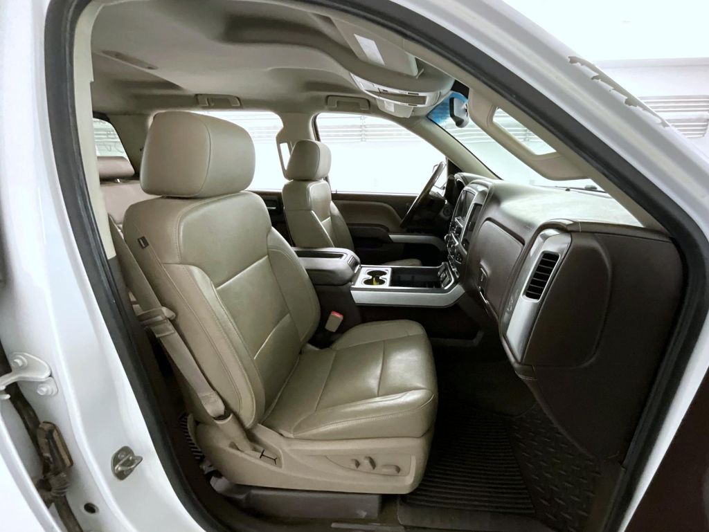 2015 Chevrolet Silverado 1500 LTZ photo 15