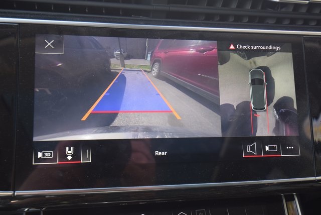 2022 Audi Q7 Premium Plus photo 10