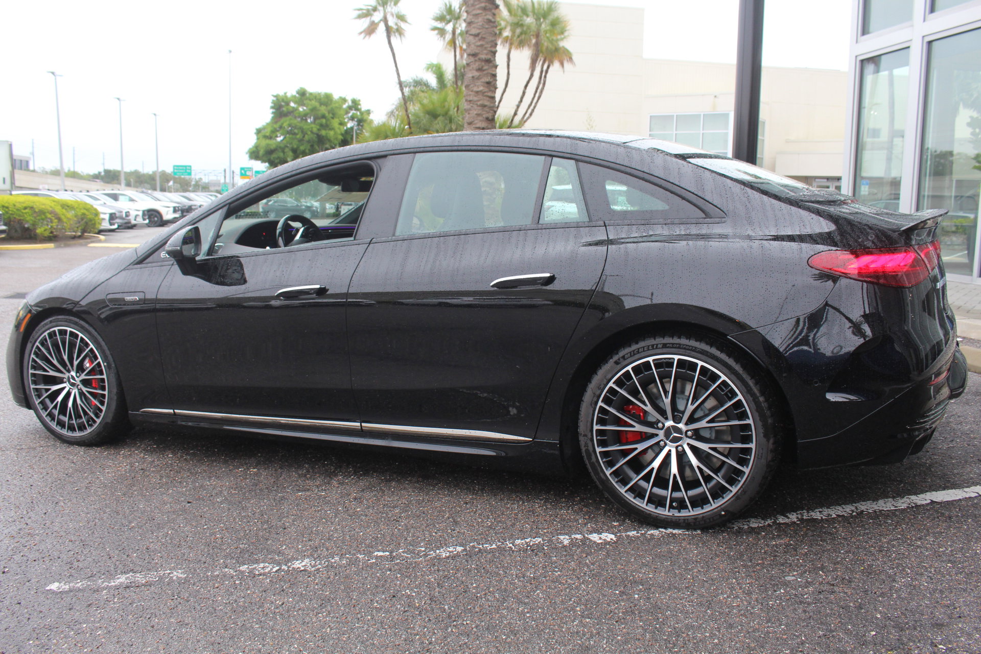 2025 Mercedes Benz EQE Sedan AMG photo 4