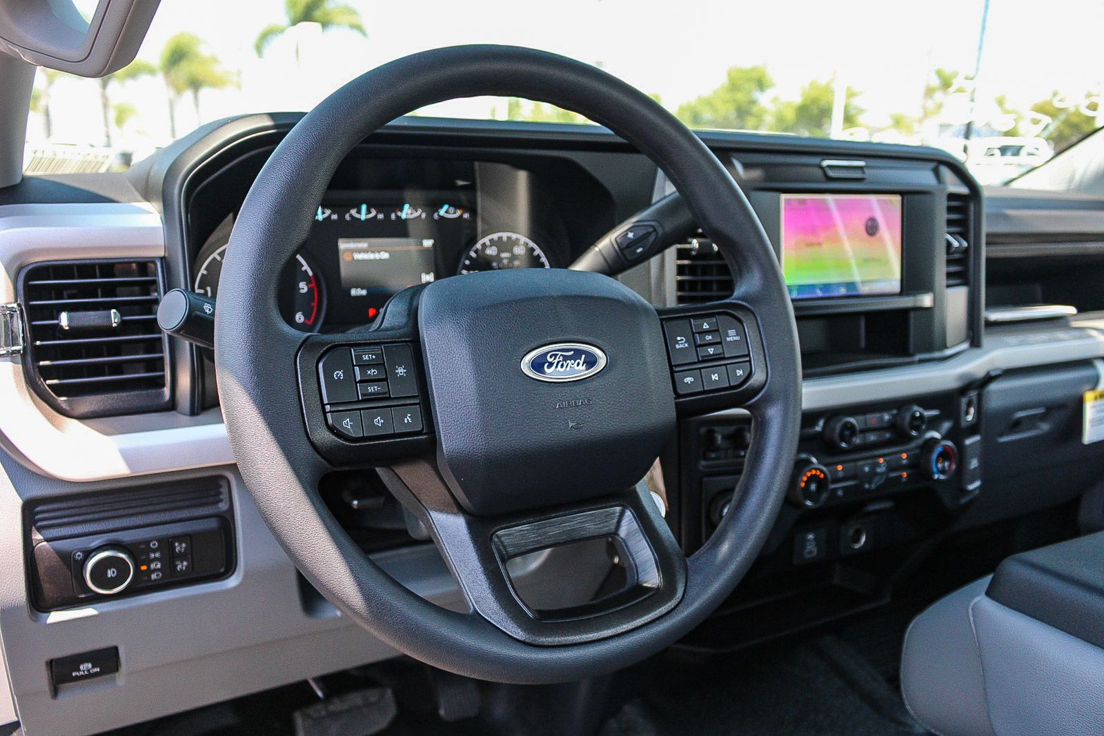 2025 Ford F-350 XL photo 17
