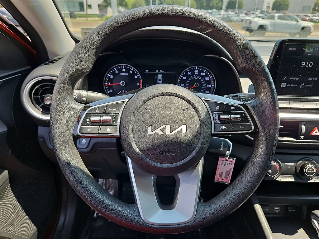 2023 Kia Forte LXS photo 15