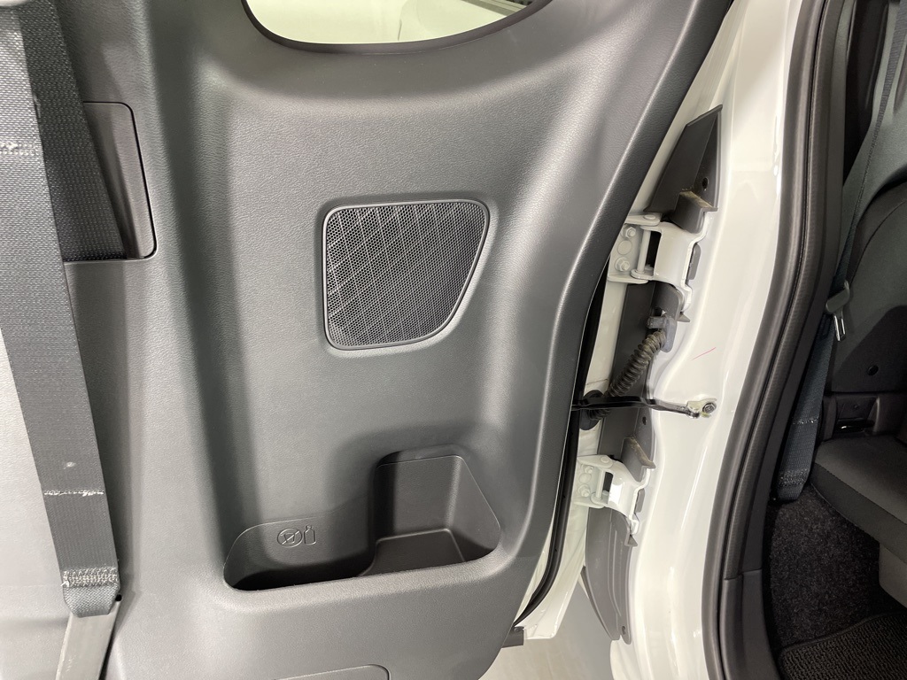 2025 Nissan Frontier SV photo 38