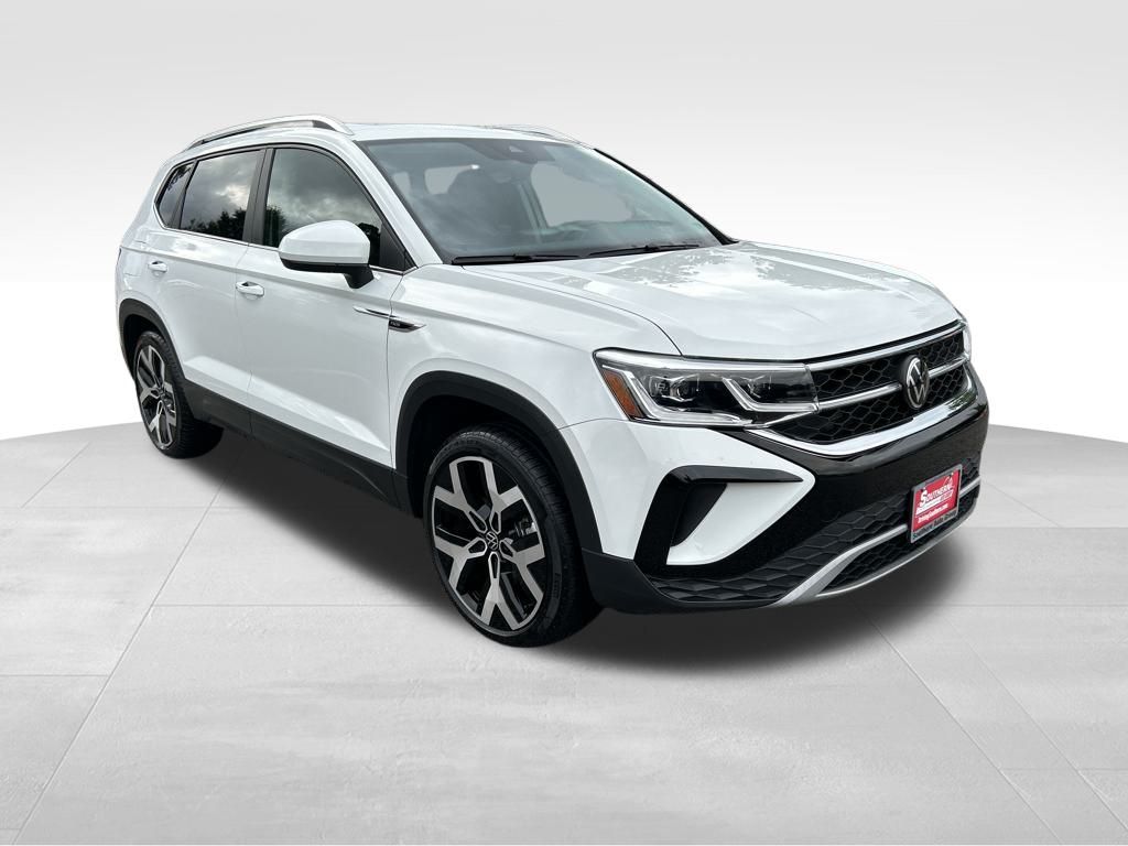 2023 Volkswagen Taos SEL photo 8