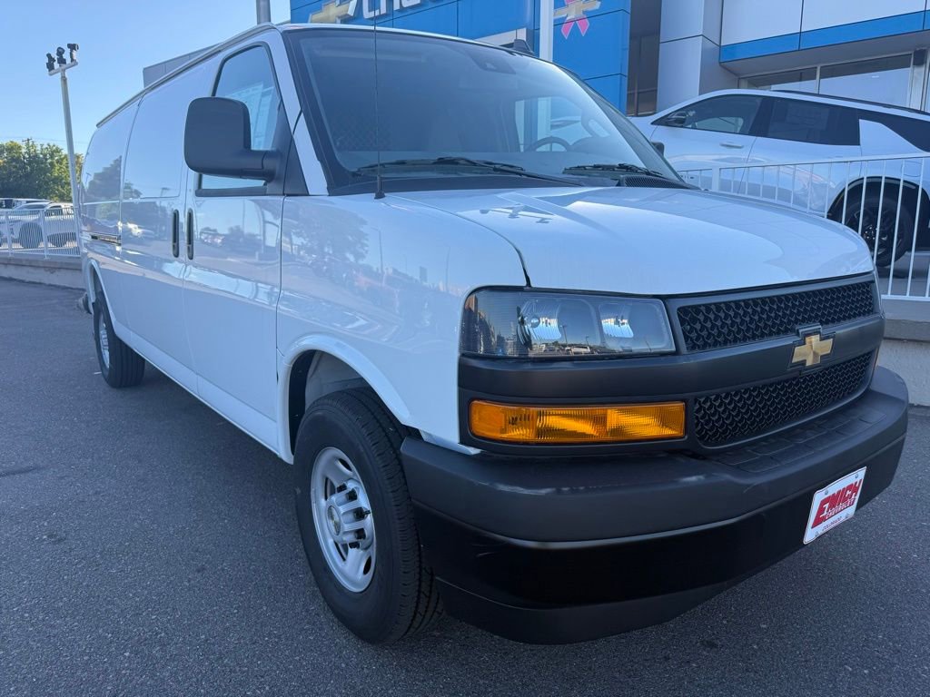 2025 Chevrolet Express Cargo Work Van's photo