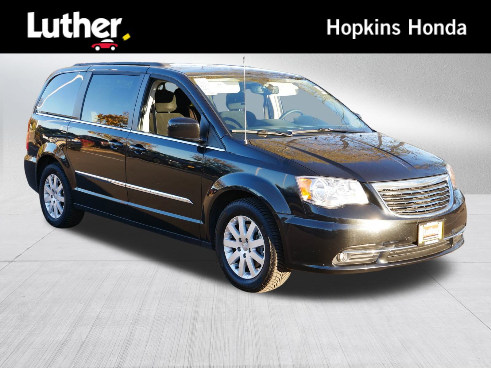 2014 Chrysler Town & Country Touring