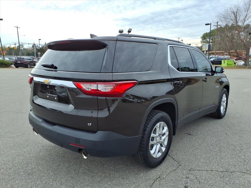 2019 Chevrolet Traverse Cloth 1LT photo 2
