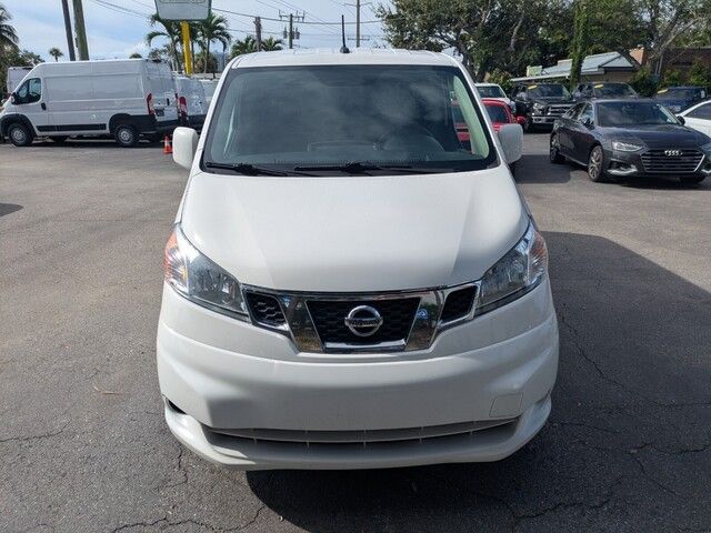 2020 Nissan NV200 SV photo 2