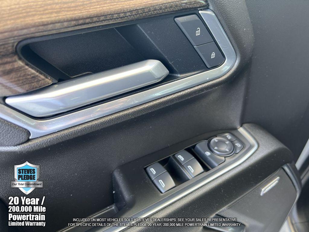 2025 Chevrolet Silverado 1500 RST photo 26