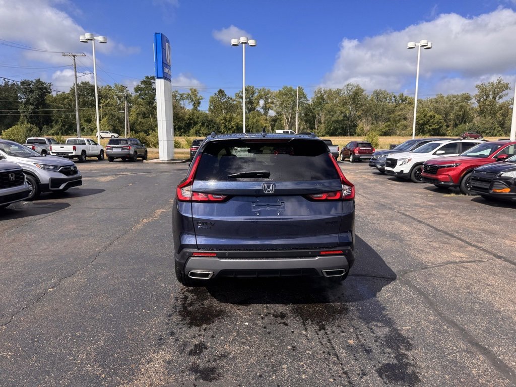 2026 Honda CR-V Hybrid Sport-L photo 2