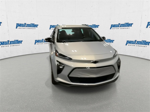 2022 Chevrolet Bolt EUV Premier photo 3