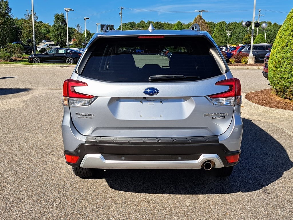 2020 Subaru Forester Touring photo 5