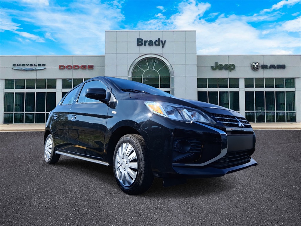 2024 Mitsubishi Mirage ES's photo