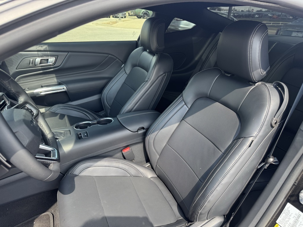 2024 Ford Mustang GT Premium photo 2