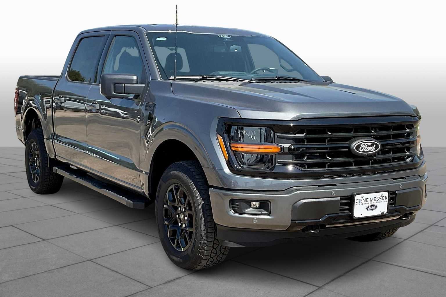 2025 Ford F-150 XLT photo 2