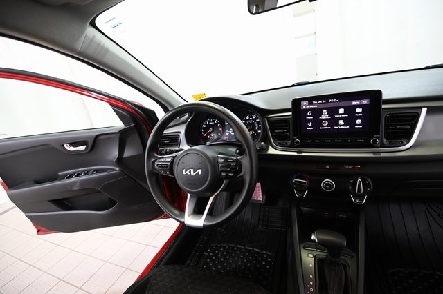 2022 Kia Rio S photo 22