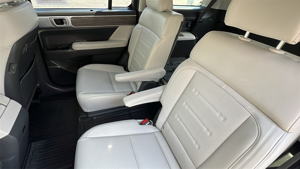 2024 Hyundai Santa Fe Calligraphy photo 9