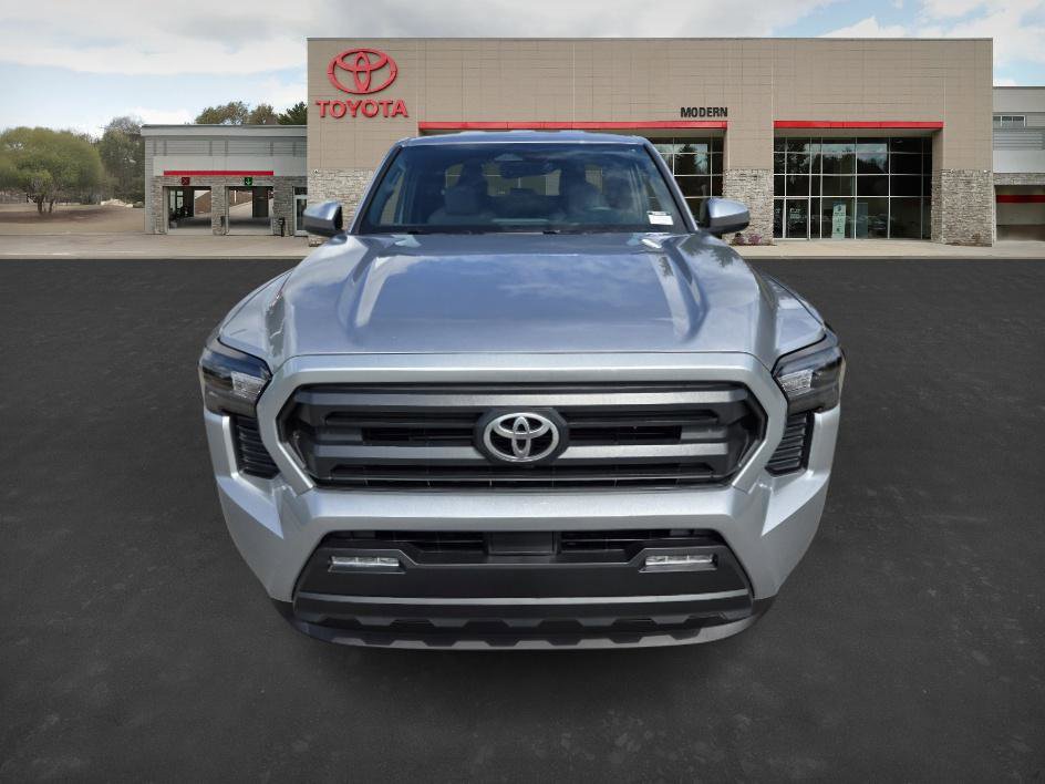 2025 Toyota Tacoma SR5 photo 2