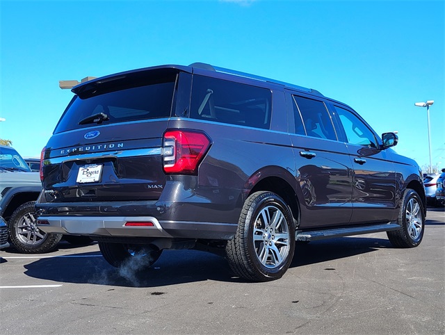 2024 Ford Expedition MAX Limited photo 3
