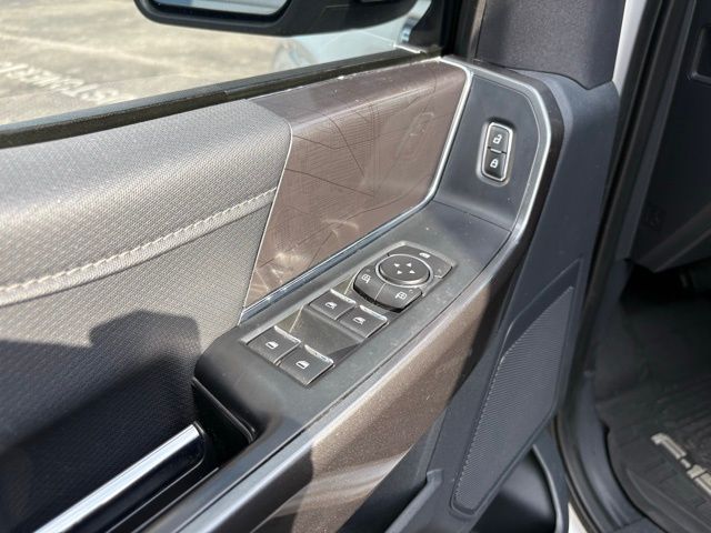 2021 Ford F-150 XLT photo 10