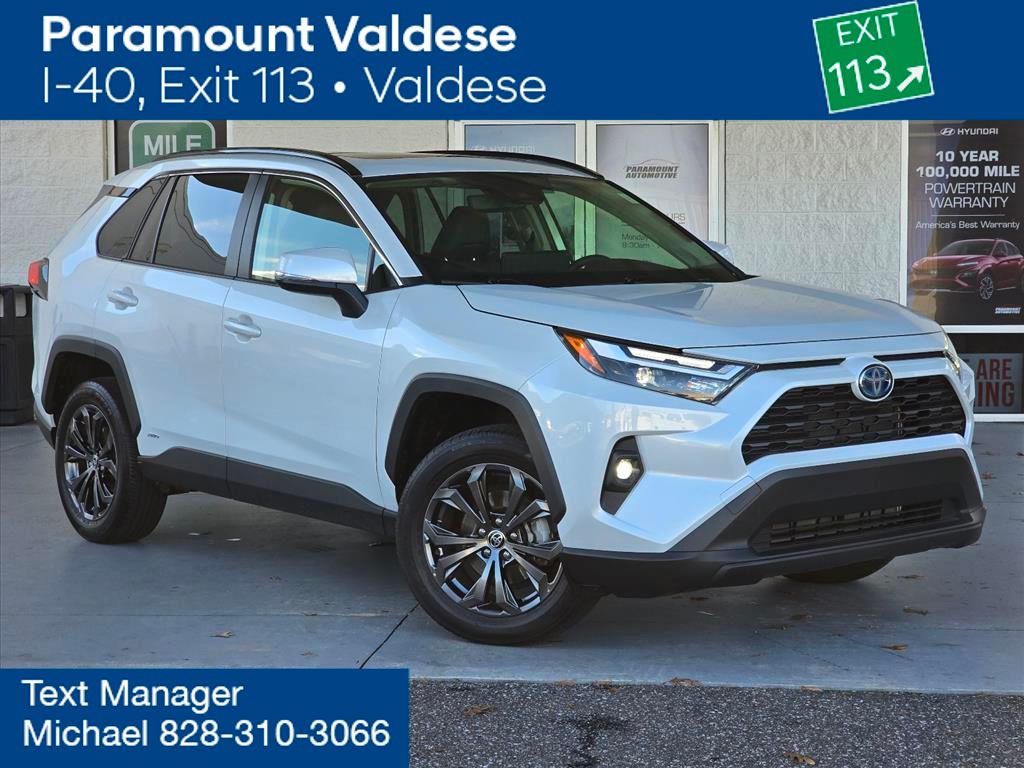 2024 Toyota RAV4 XLE Premium's photo
