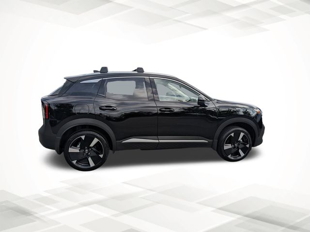 2025 Nissan Kicks SR photo 2