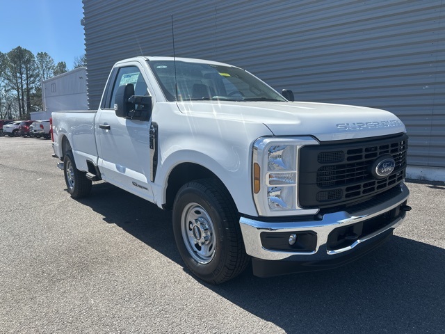2025 Ford F-250 Super Duty XL's photo