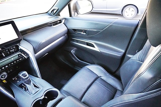 Used 2023 White Toyota Limited image 24