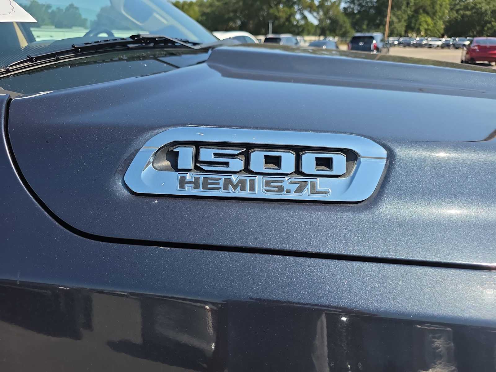 2020 Ram 1500 Laramie photo 9