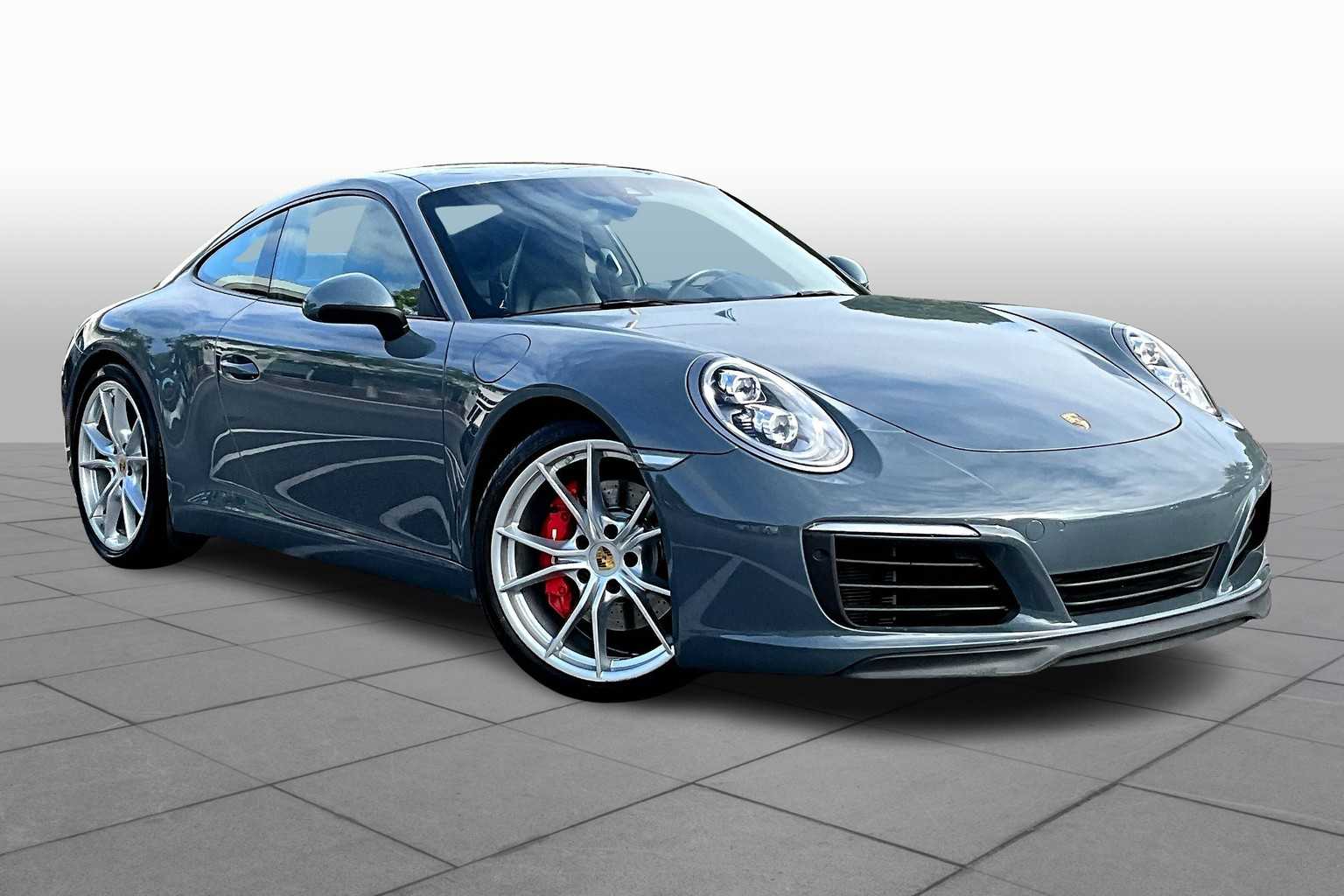 2018 Porsche 911 S photo 2