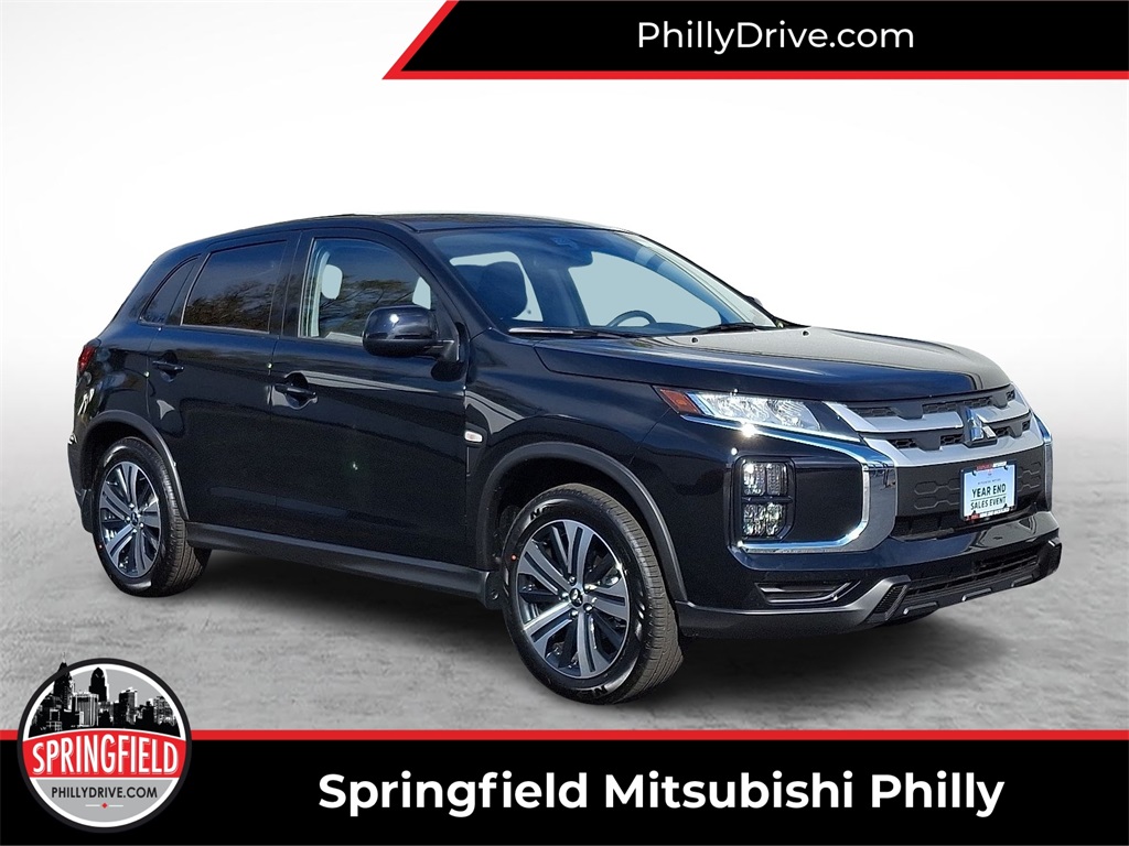 2025 Mitsubishi Outlander Sport ES's photo