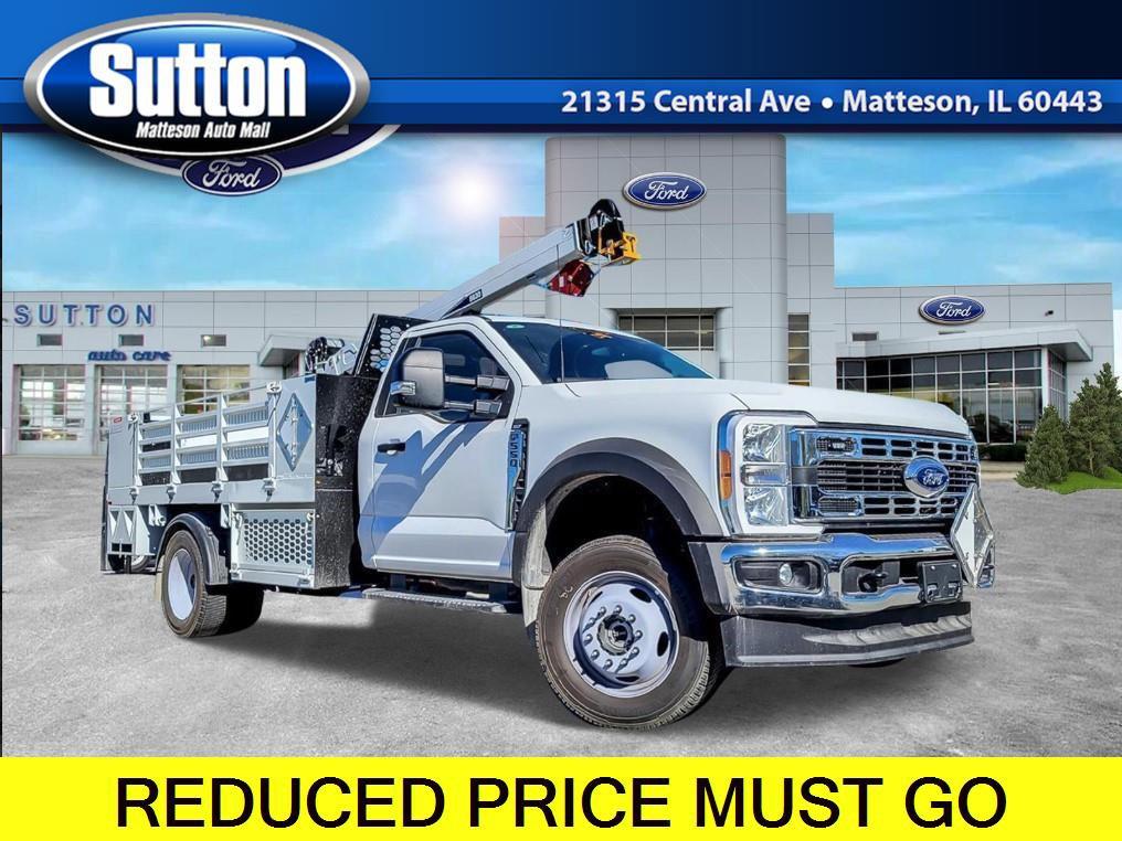 2023 Ford F-550 Super Duty Chassis Cab XLT