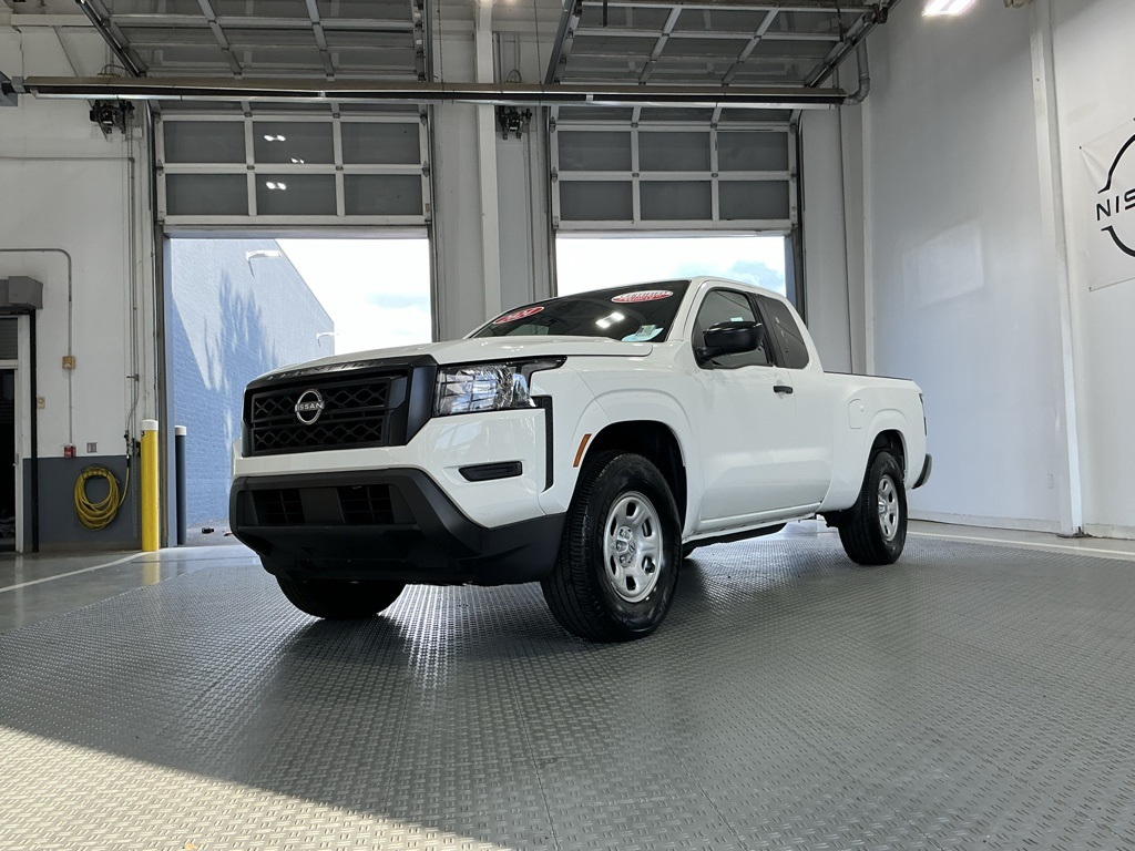 2024 Nissan Frontier S photo 2