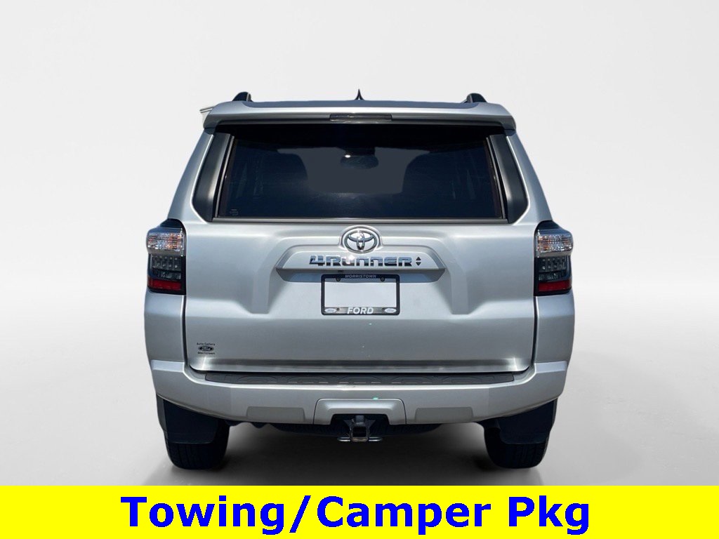 2023 Toyota 4Runner SR5 Premium photo 4