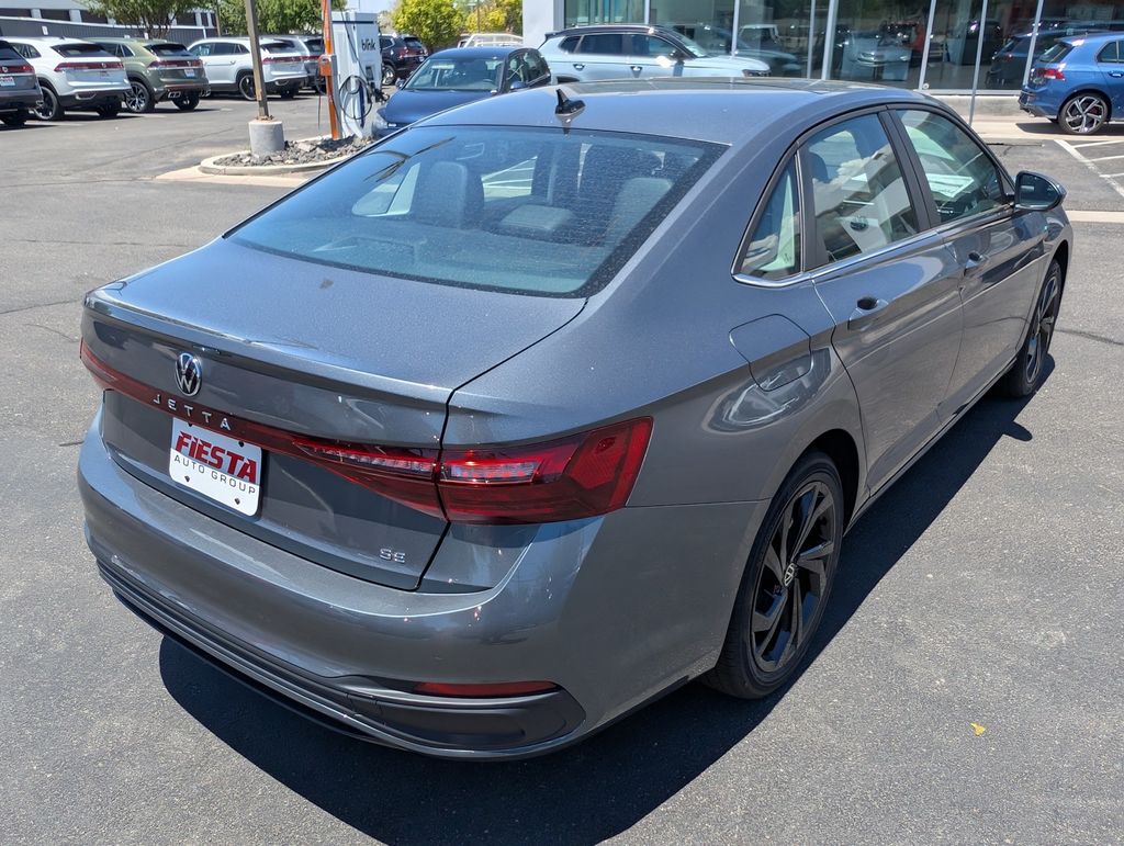 2025 Volkswagen Jetta 1.5T SE photo 4