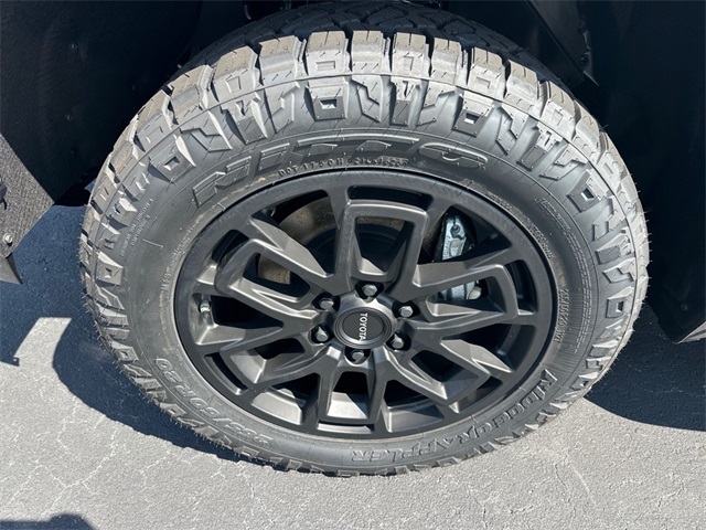 2026 Toyota Tundra SR5 CrewMax photo 5