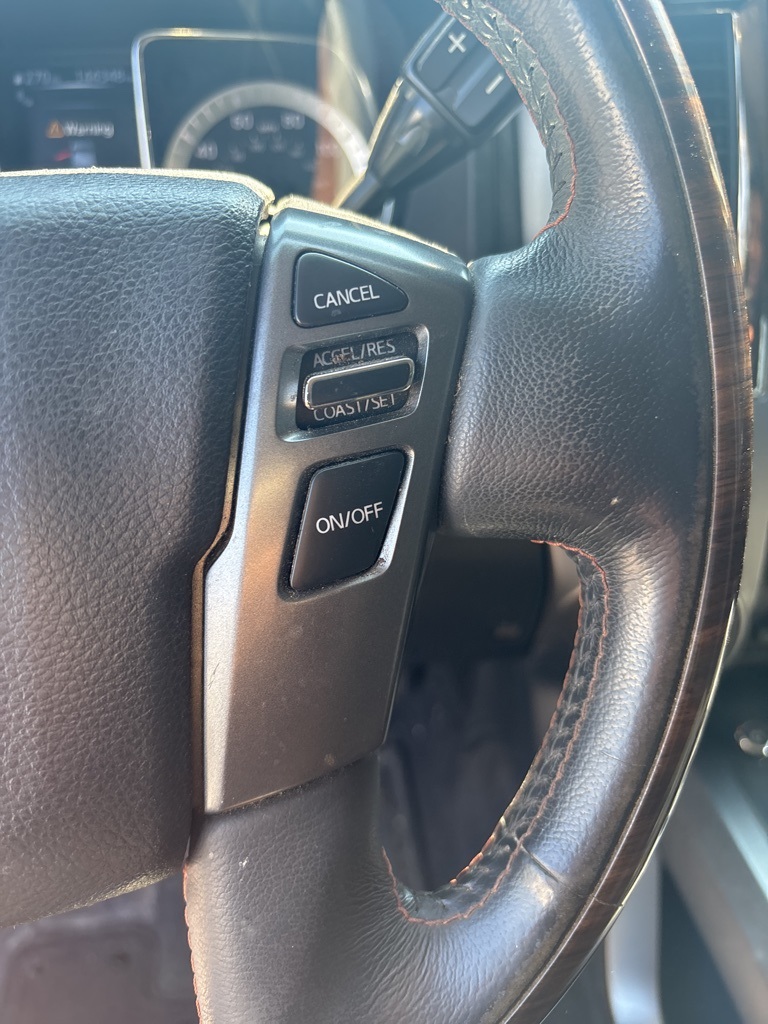 2016 Nissan Titan Crew Cab Platinum Reserve photo 14