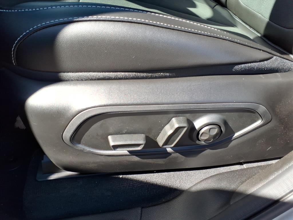 2025 Jeep Grand Cherokee Altitude X photo 2