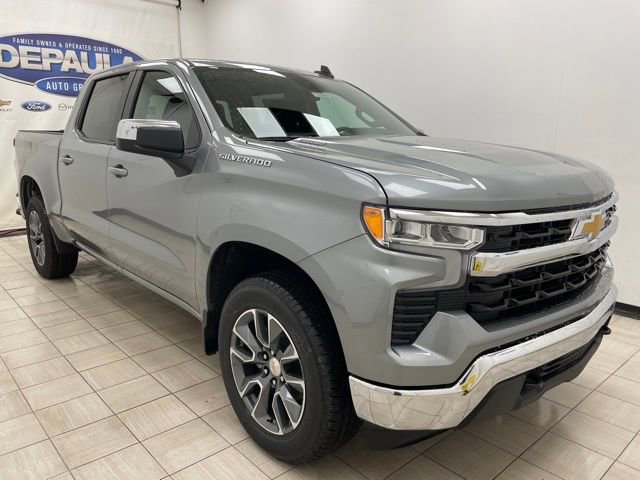 2026 Chevrolet Silverado LT's photo