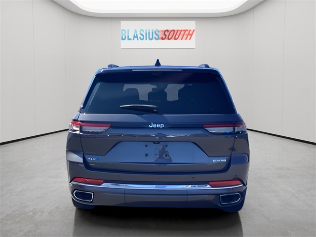 2023 Jeep Grand Cherokee Overland 4xe photo 3