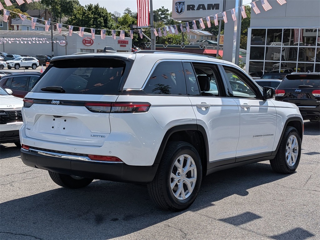 2023 Jeep Grand Cherokee Limited photo 4