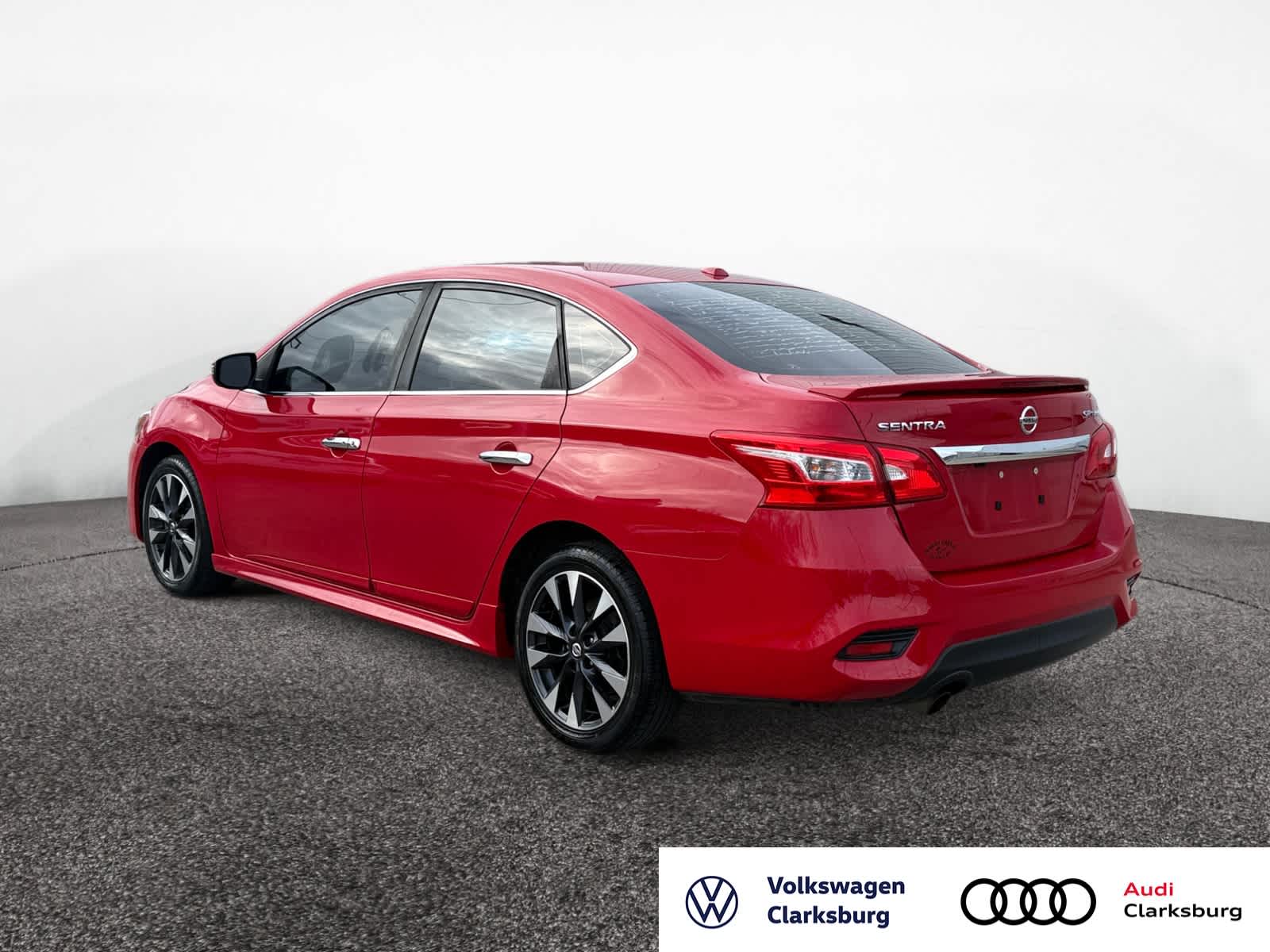 2018 Nissan Sentra SR Turbo photo 3