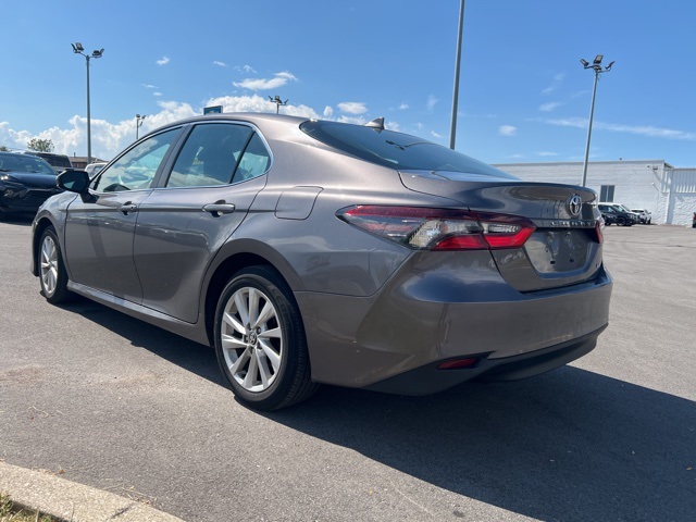 2024 Toyota Camry LE photo 3