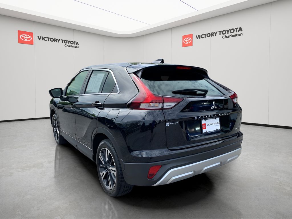2024 Mitsubishi Eclipse Cross SE photo 3