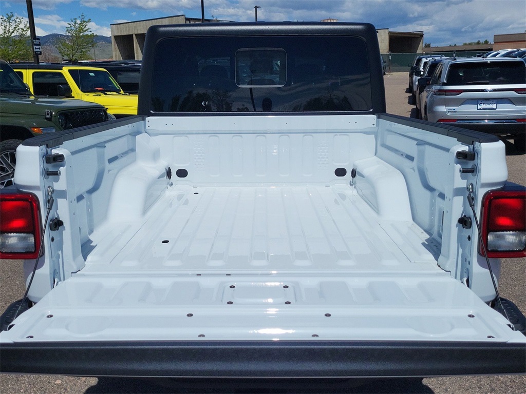 2024 Jeep Gladiator Sport photo 15