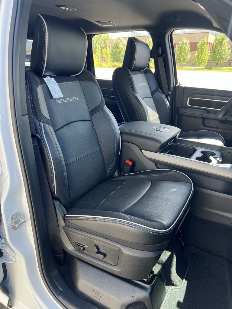 2026 Ram 3500 Laramie photo 18