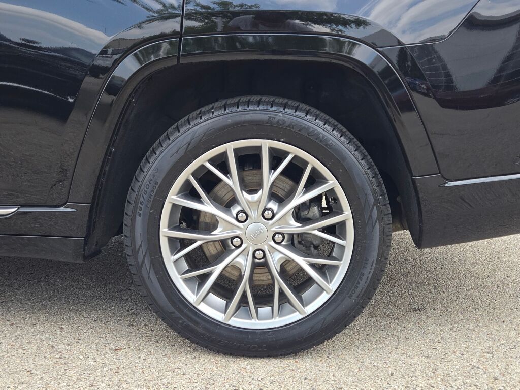 2024 Jeep Grand Cherokee L Summit photo 17