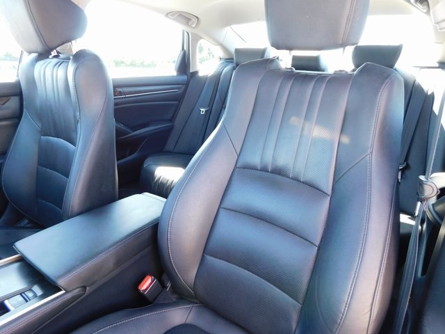 2019 Honda Accord EX-L photo 16
