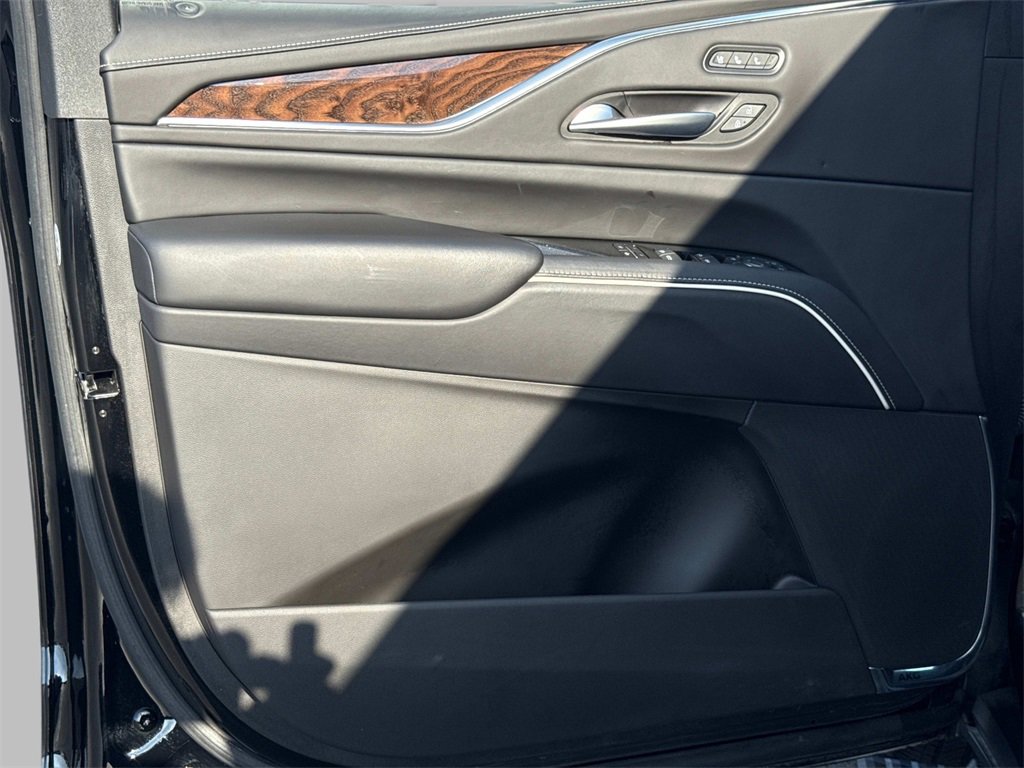 2022 Cadillac Escalade Sport Platinum photo 17