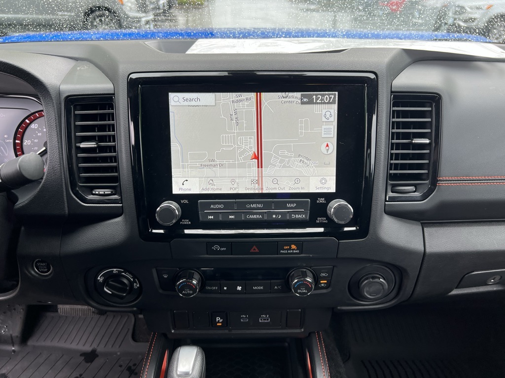 2024 Nissan Frontier PRO-4X photo 17